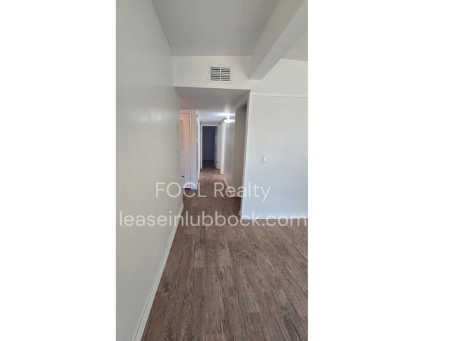 Building Photo - Affordable, updated 3/1/Carport