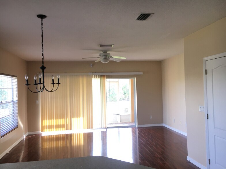 Building Photo - 13939 Daniels Landing Cir