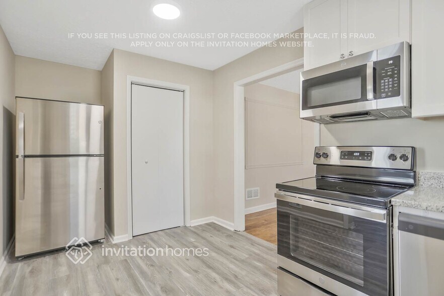 Building Photo - 8510 Dawn Ave