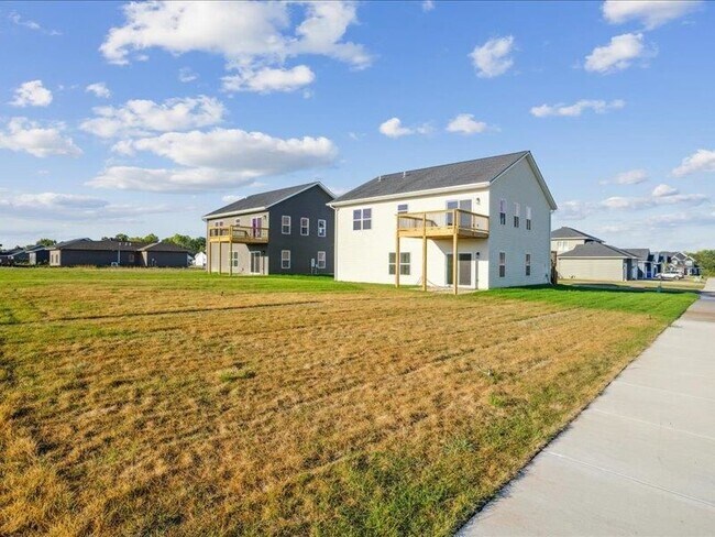 Building Photo - 808 Windam Dr