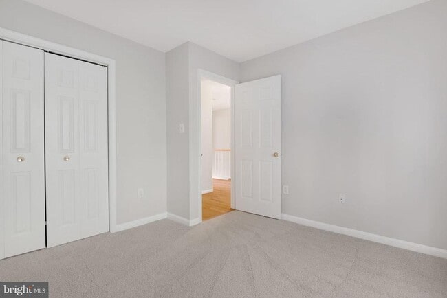 Building Photo - 7267 Olde Lantern Way