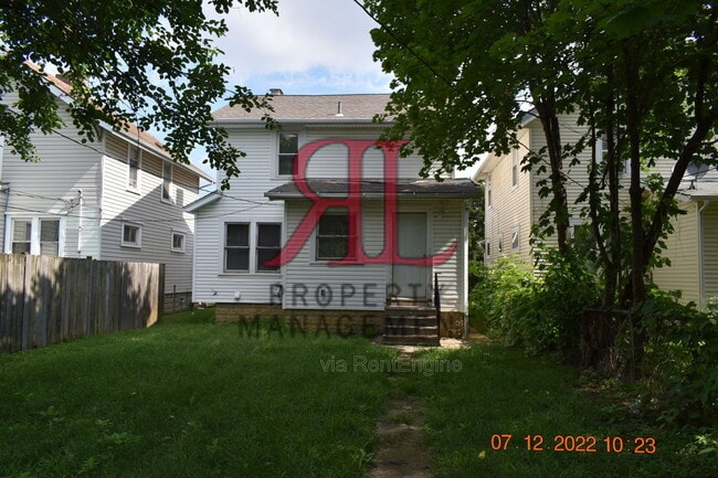 Building Photo - 765 E Deshler Ave