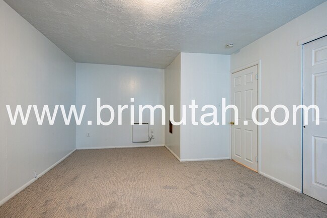 Building Photo - 3738 S 700 E