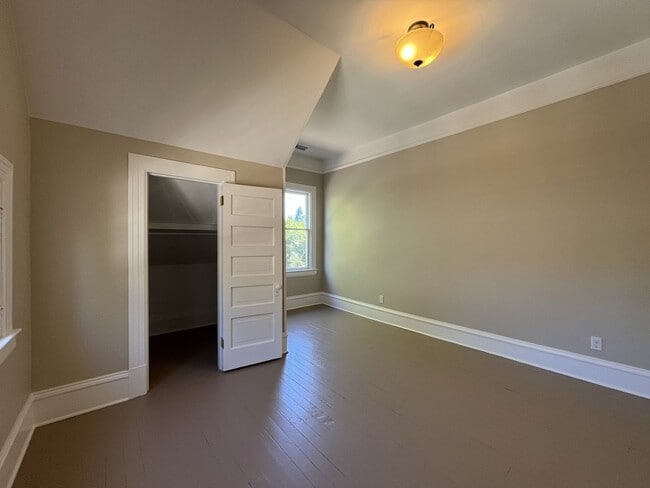 Building Photo - CPO2416