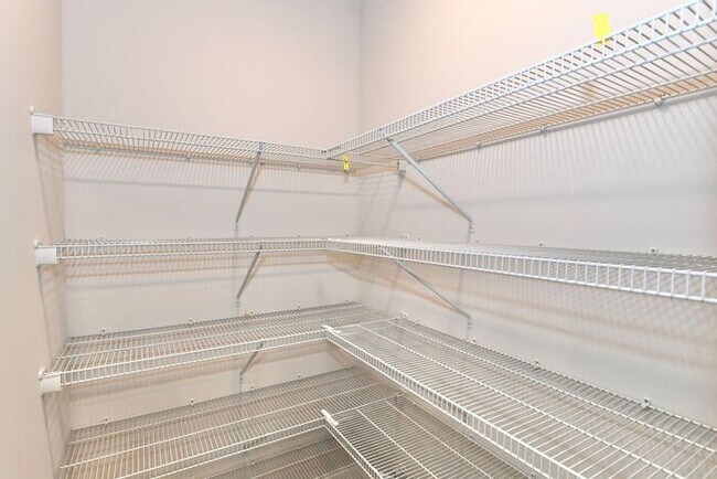 Building Photo - 229 Hellen Vly Dr