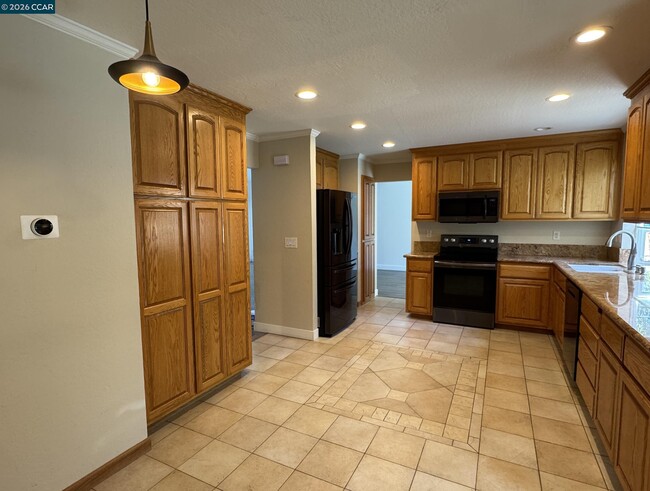 Building Photo - 1105 Fair Weather Cir