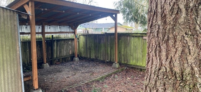 Building Photo - HALF OFF FIRST MONTHS RENT!!