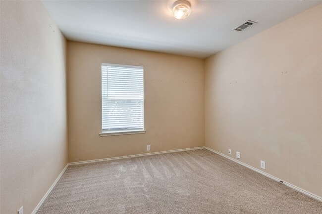 Building Photo - 10721 Traymore Dr