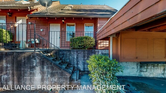 Building Photo - 3 br, 2 bath House - 72 Kingston Lane (Way