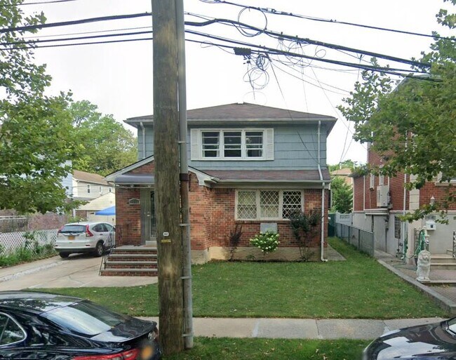 Primary Photo - 86-14 235th Ct