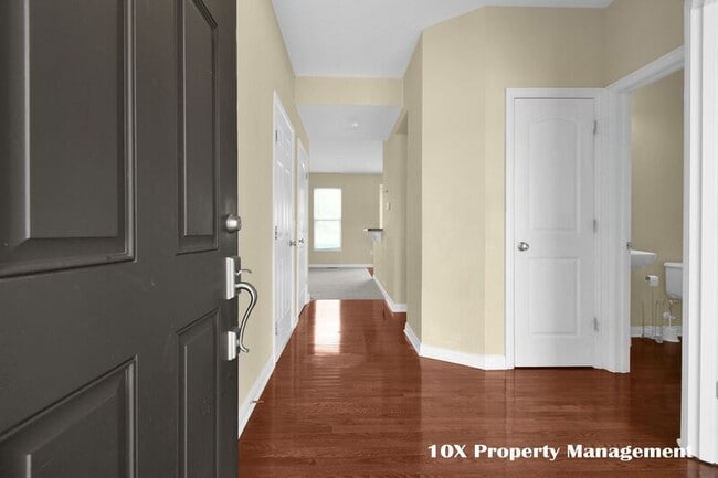 Building Photo - 358 Josaphat Way