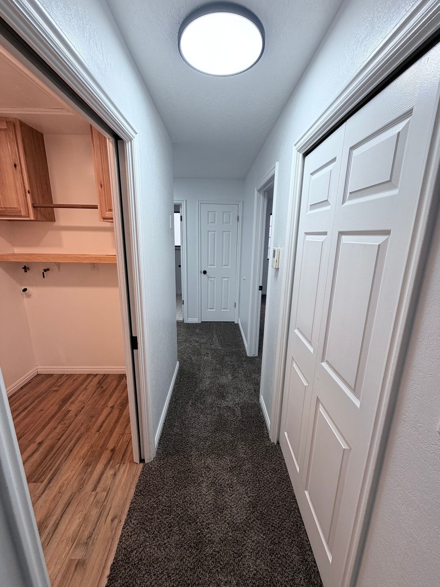 Building Photo - 306 E 900 N