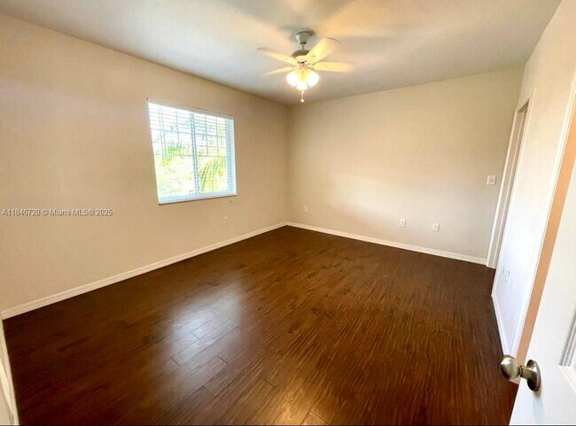 Building Photo - 6418 Emerald Dunes Dr