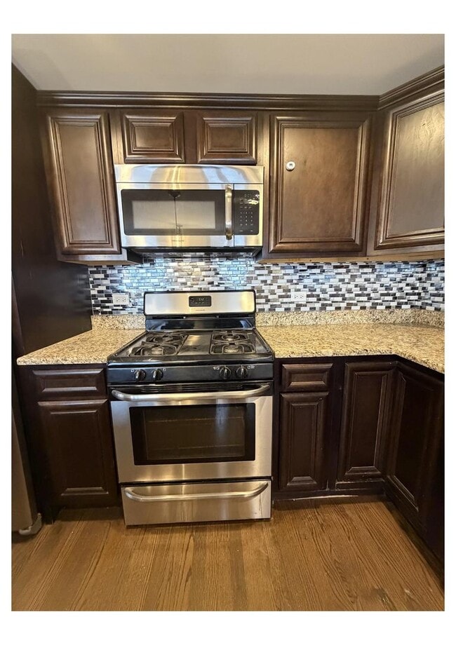 Building Photo - 4129 W 90th St