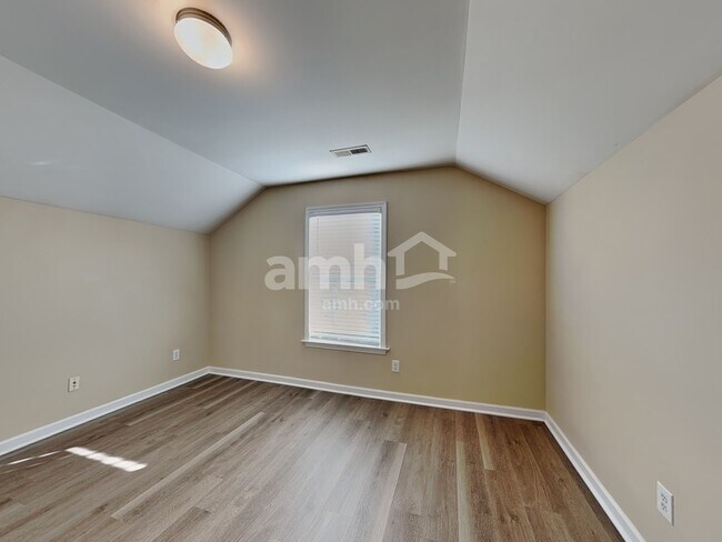 Building Photo - 1105 Willowedge Ct