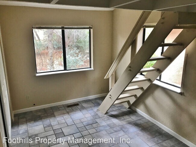 Building Photo - 5 br, 3 bath House - 3455 Moki Drive