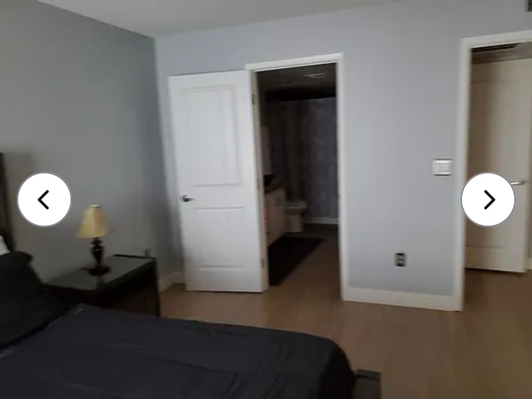 Building Photo - 5055 W Hacienda Ave