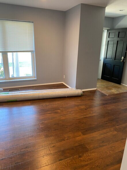 Living Room - 1044 Willow Brook Dr