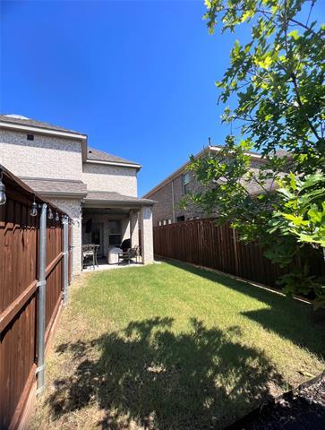 Building Photo - 2093 Almassera Dr