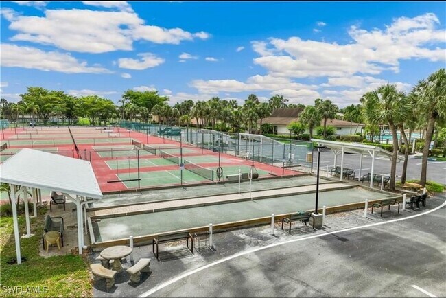 Building Photo - 4220 Looking Glass Ln