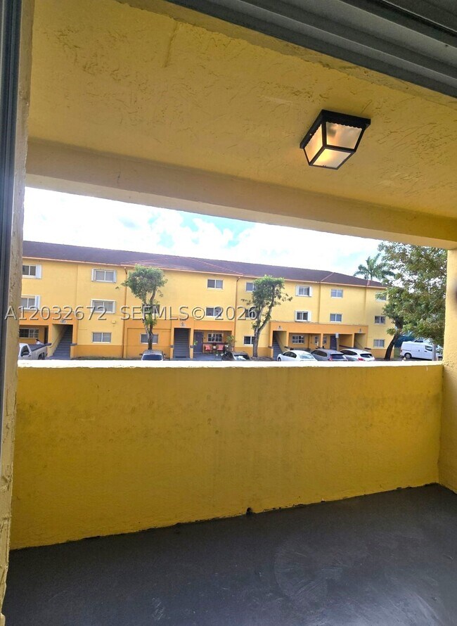 Building Photo - 14961 SW 82nd Ln
