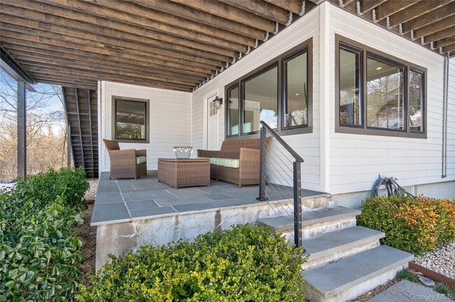 Building Photo - 2 Prospect Ave