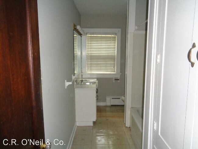 Building Photo - 4 br, 2.5 bath House - 2131 Iuka Avenue