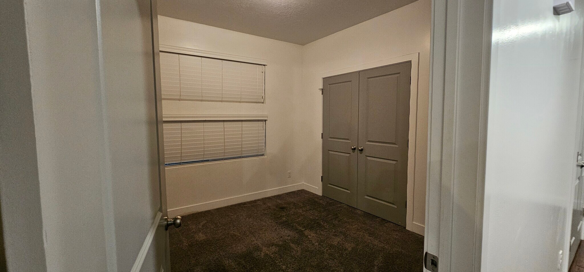 Building Photo - 875 S Depot St