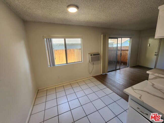 Building Photo - 7511 Norton Ave