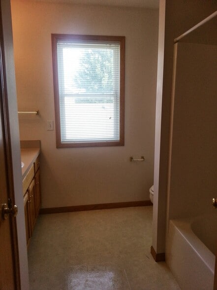 Building Photo - 7316 S 29th St