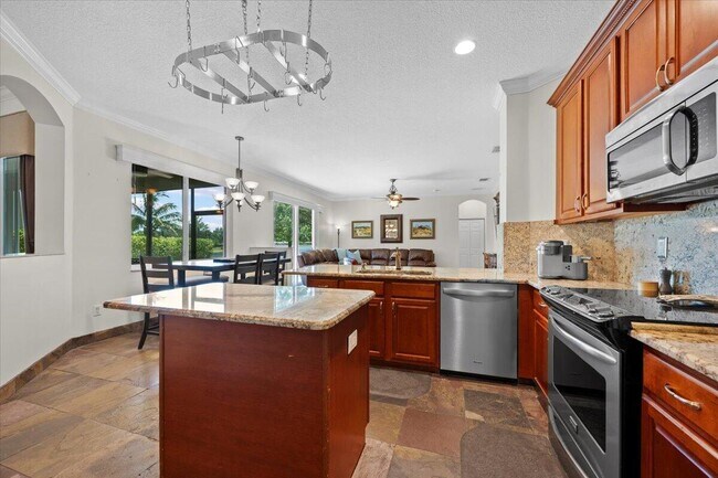 Building Photo - 1575 Newhaven Point Ln