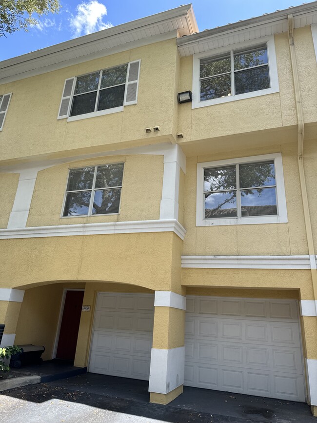Building Photo - 2630 Legacy Villas Dr