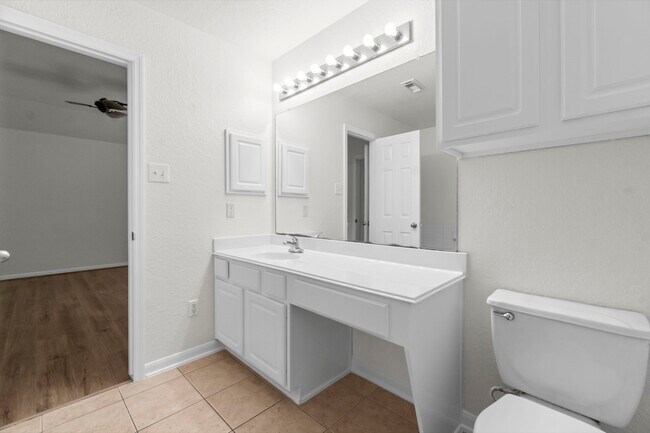 Building Photo - 155 Fairwind Trail Dr