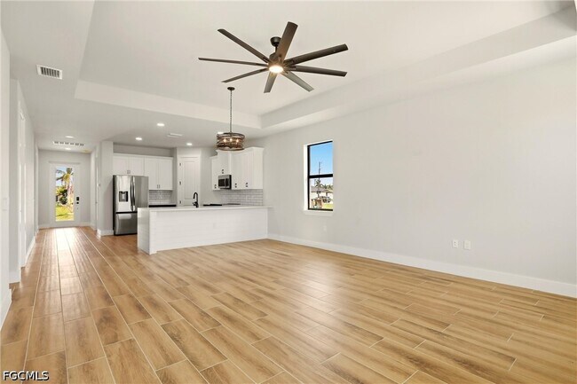 Building Photo - 2630 NW 23rd Ave