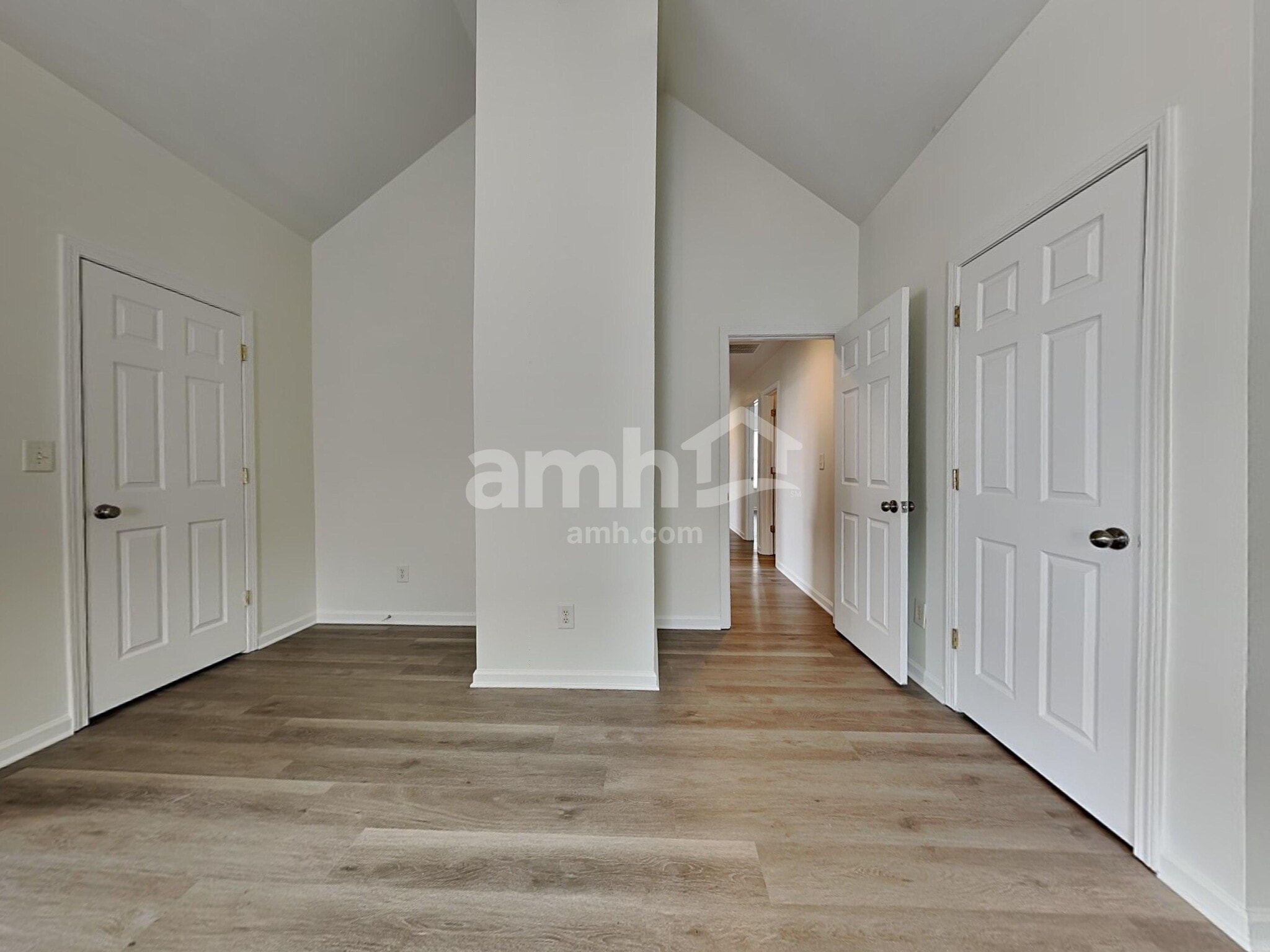 Building Photo - 5622 Falls Ridge Ln