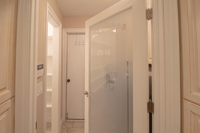 Building Photo - 1808 Cougar Ln
