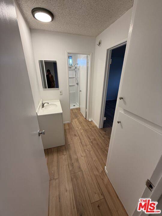 Building Photo - 1218 McClellan Dr