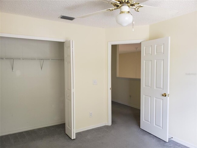 Building Photo - 1409 Adams Cir E