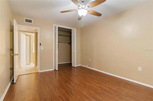 Building Photo - 1433 S Belcher Rd