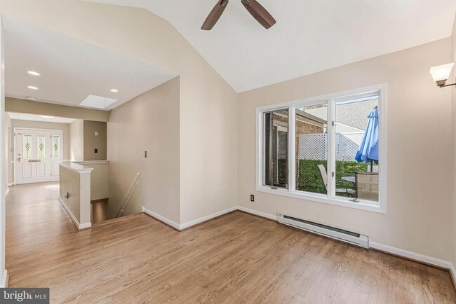 Building Photo - 3867 Chesterbrook Rd