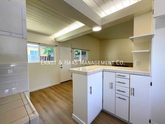 Building Photo - 3737 LeSage St