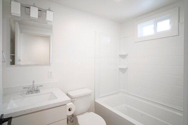 Building Photo - 829 Sea Palm Ave