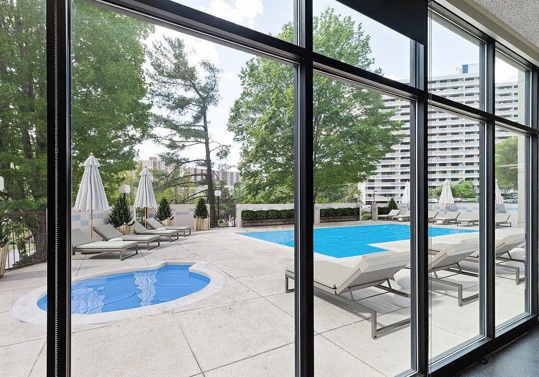 Building Photo - 5911 Edsall Rd