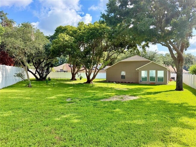 Building Photo - 80 Pine Forest Pl