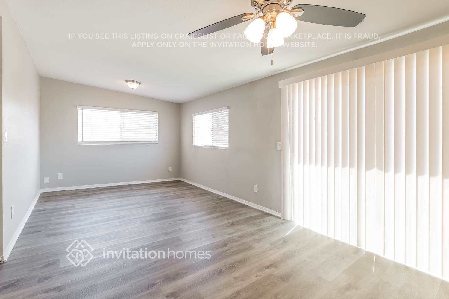 Building Photo - 3223 W Acapulco Ln
