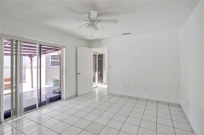 Building Photo - 11854 SW 210th St