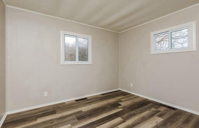 Building Photo - 1596 Courter St