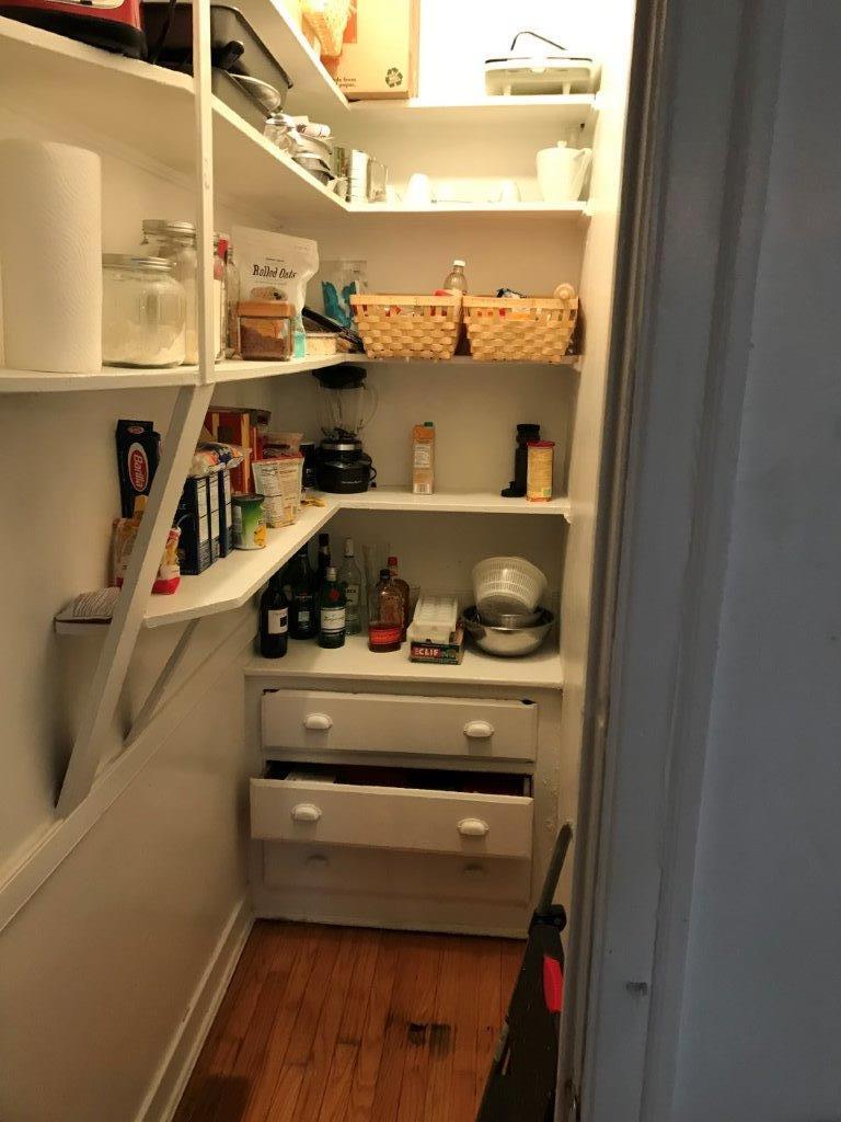 Building Photo - 2520 N Sawyer Ave