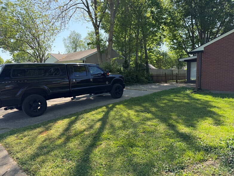 Building Photo - 2005 Keeneland Blvd