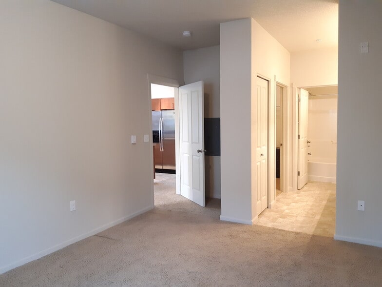 Master Bed View to Master Bath - 10664 NE Holly St